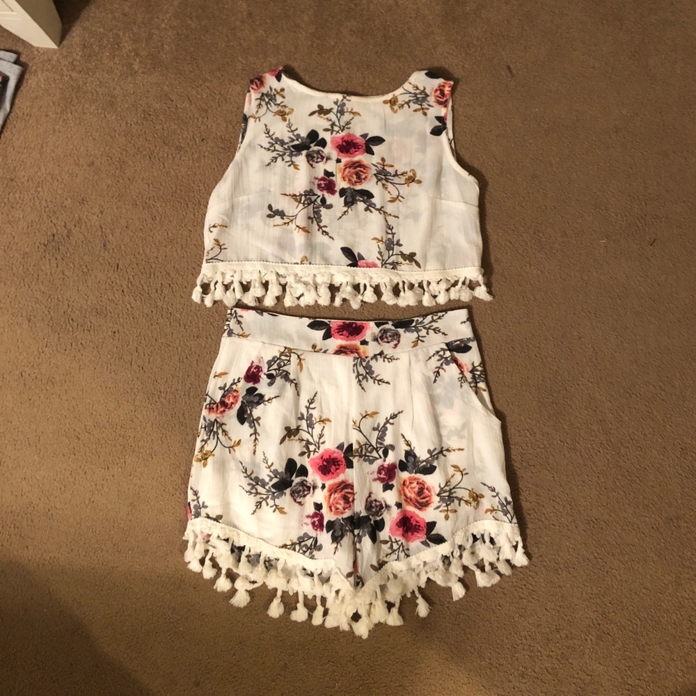 Two piece set